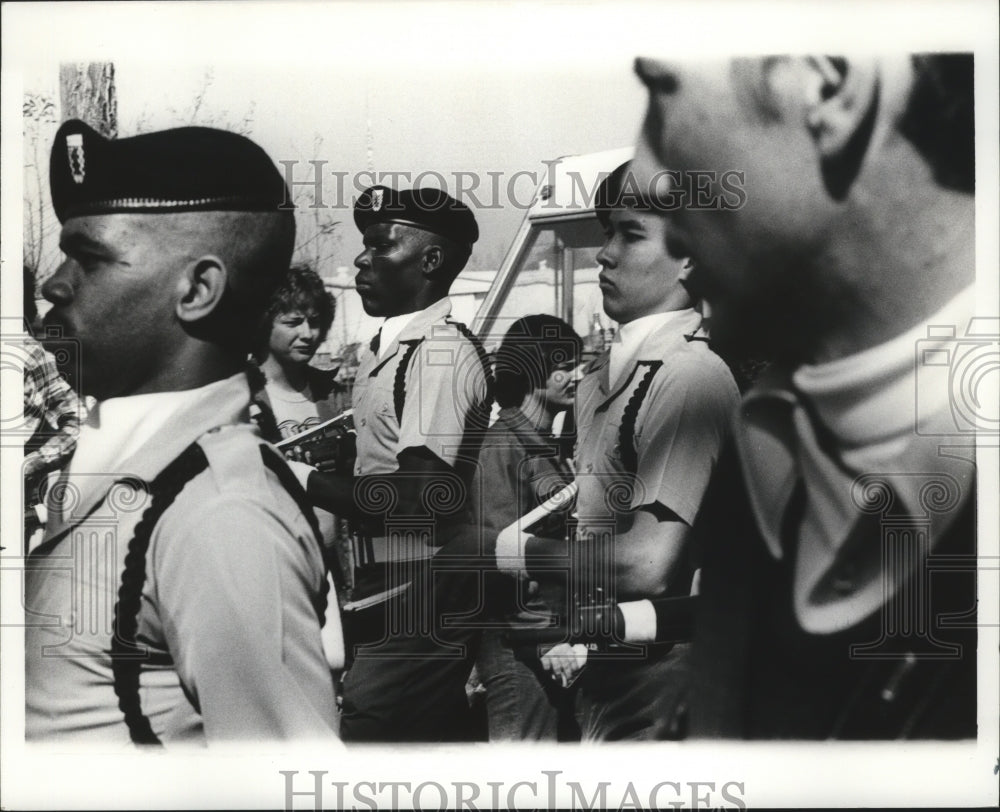 1978 Carnival Parade - Historic Images