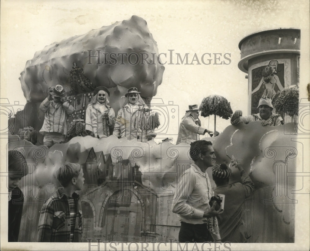 1972 Maskers of Float in Krewe of Arabi Parade at Carnival - Historic Images