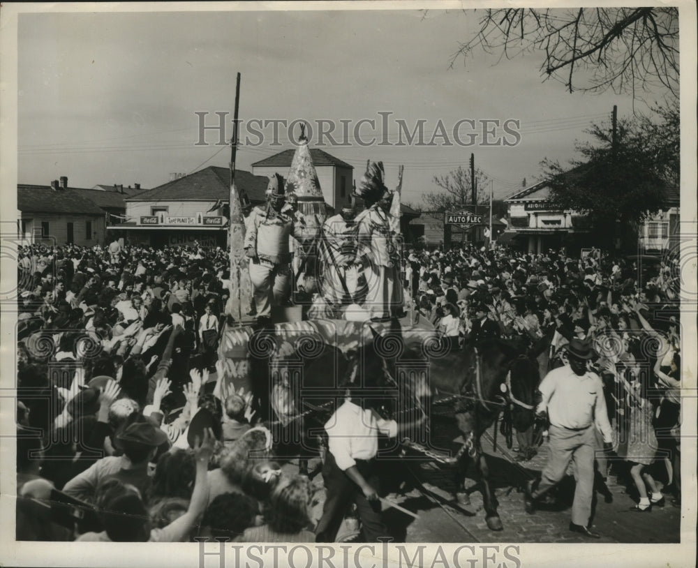 1946 Choctaw Krewe Parade at Mardi Gras, New Orleans  - Historic Images