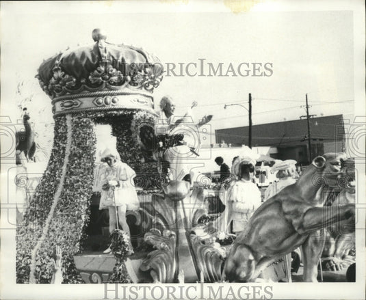 1975 Argus Parade at Mardi Gras, New Orleans  - Historic Images