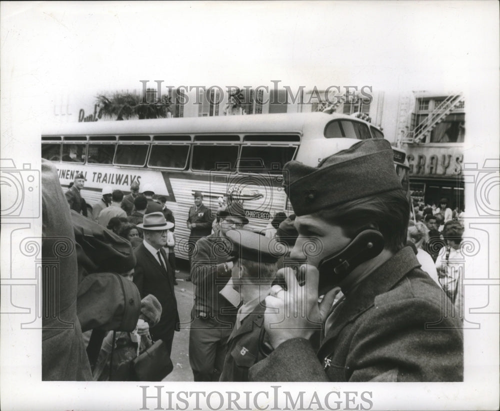 1967 G.S. Fried &amp; Pfc. H.a. Thompson at Mardi Gras  - Historic Images