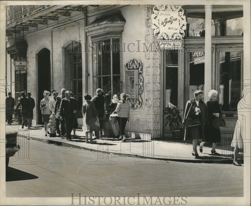 1962 Carnival Visitors  - Historic Images