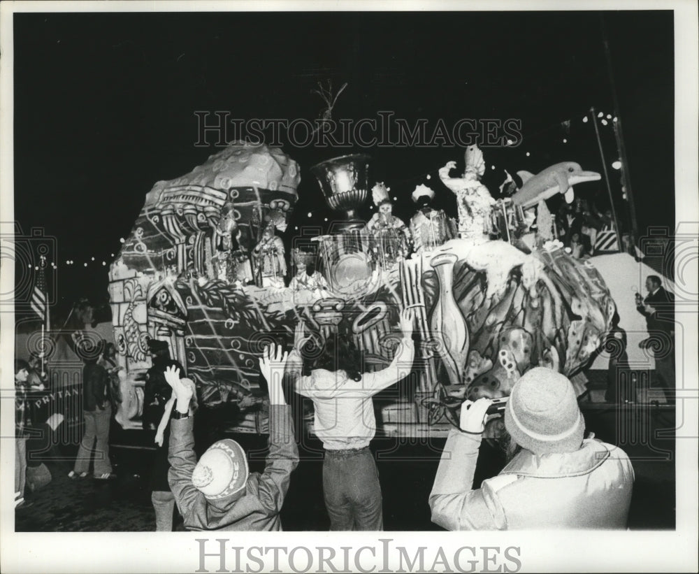 1978 Carnival Parade  - Historic Images