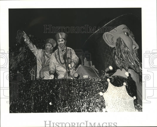 1989 Carnival Parade - Historic Images