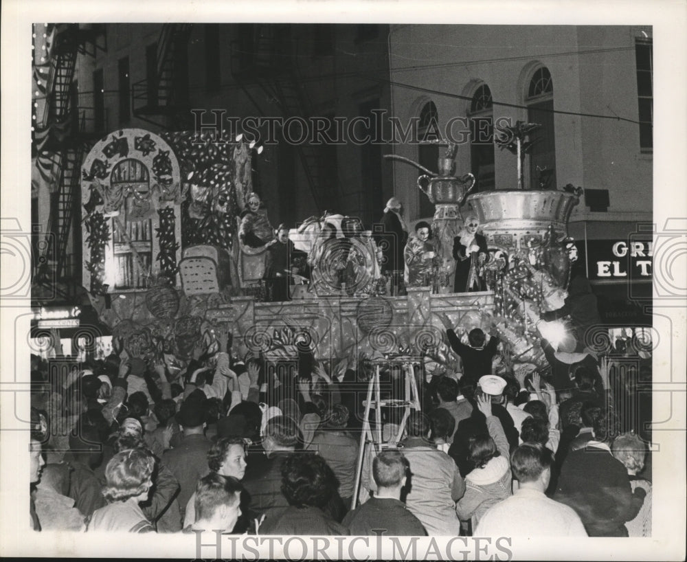 1965 Carnival Parade  - Historic Images