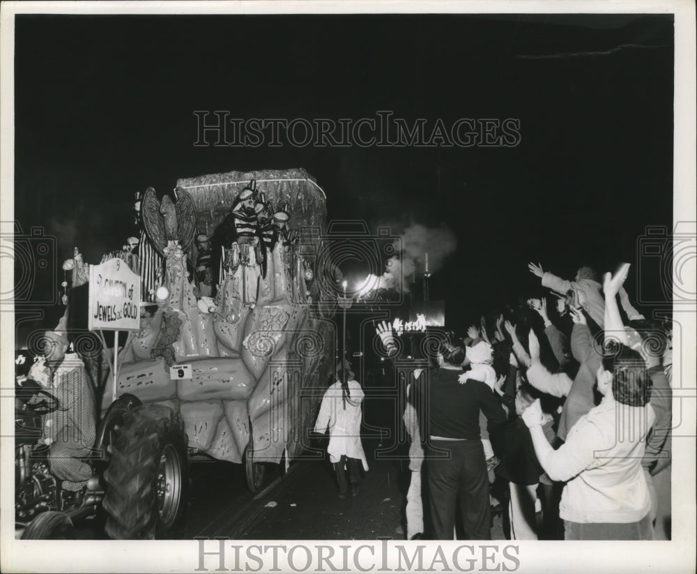 1959 Crowd Watches Krewe of Hermes Float Parade at Mardi Gras - Historic Images