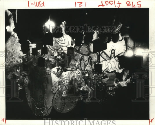 1984 Carnival Parade - Historic Images