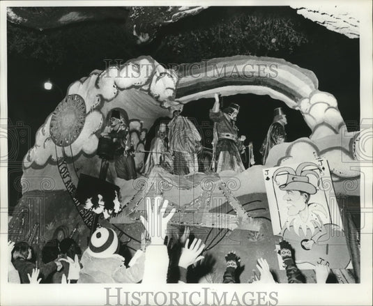 1979 Carnival Parade - Historic Images