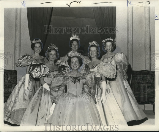 1973 Carnival Ball - Historic Images