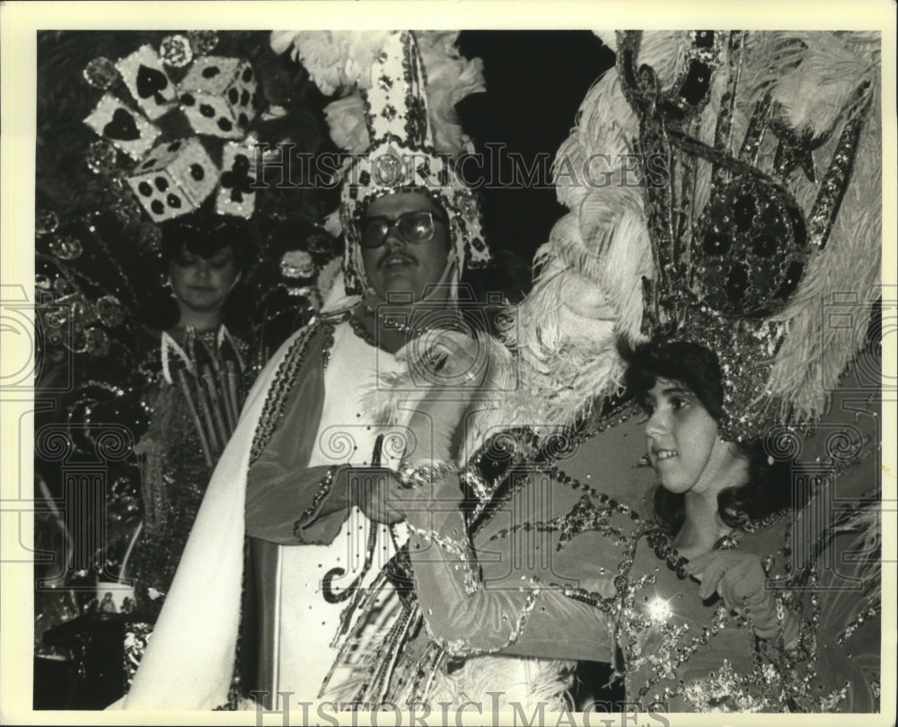 1984 Press Photo Carnival Parade Members of King Arthur during parade. - Historic Images