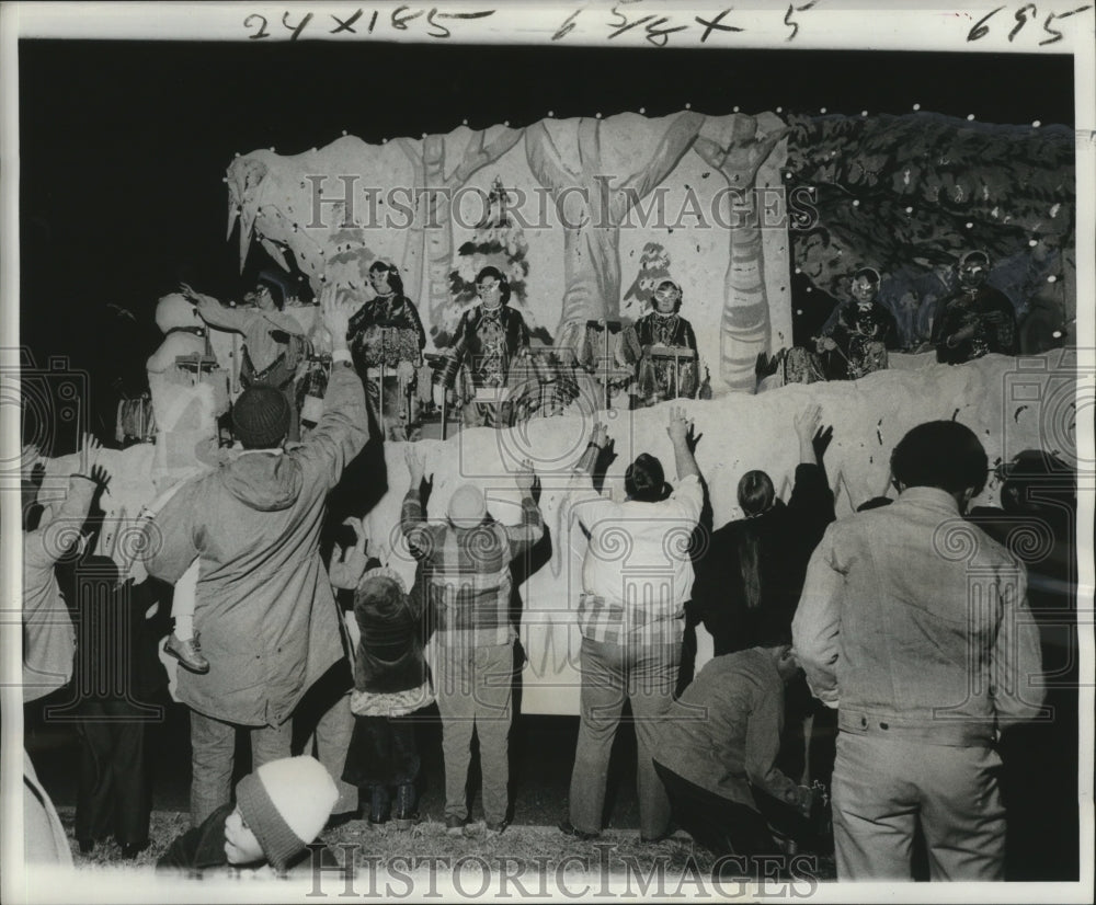 1978 Float From the Krewe of Juno Parade Mardi Gras, New Orleans - Historic Images