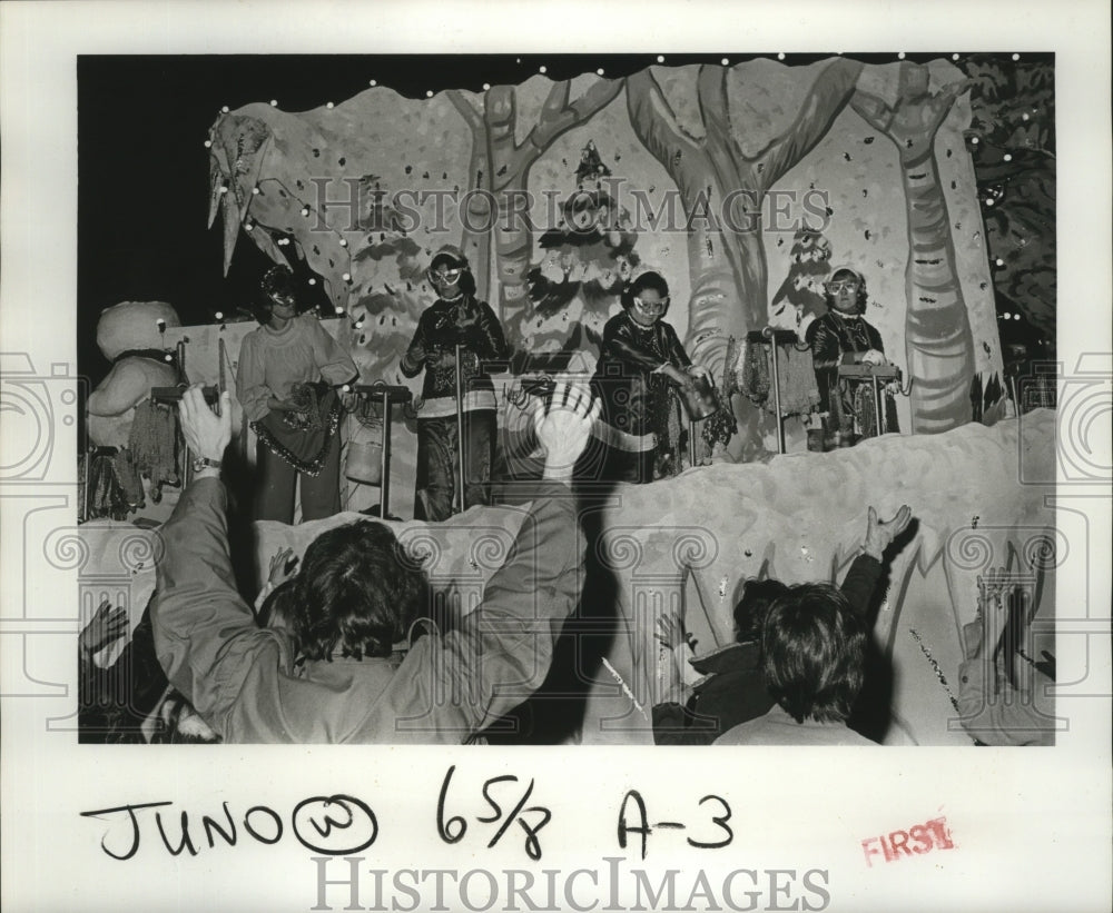 1978 Carnival Parade Float in Juno Parade  - Historic Images