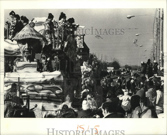 1980 Carnival Parade - Historic Images