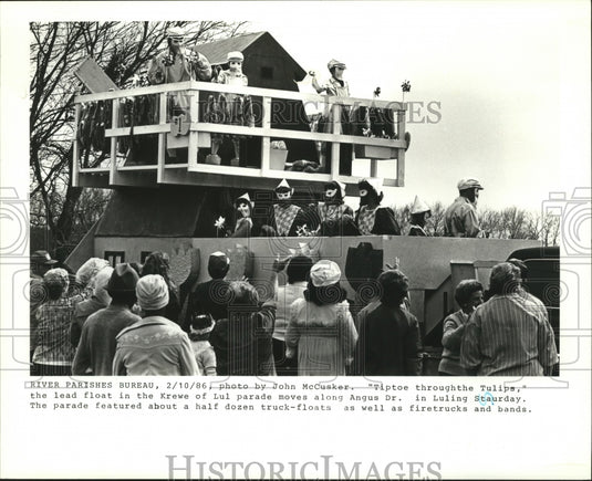 1987 Krewe of Lul Carnival Parade Tiptoe Through the Tulips Float - Historic Images