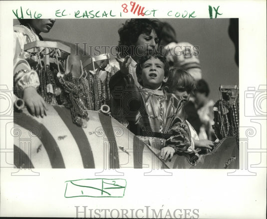 1986 Locals At Children's Little Rascals Parade Mardi Gras Metairie - Historic Images