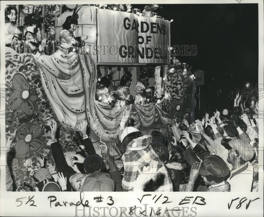 1978 Carnival Parade - Historic Images