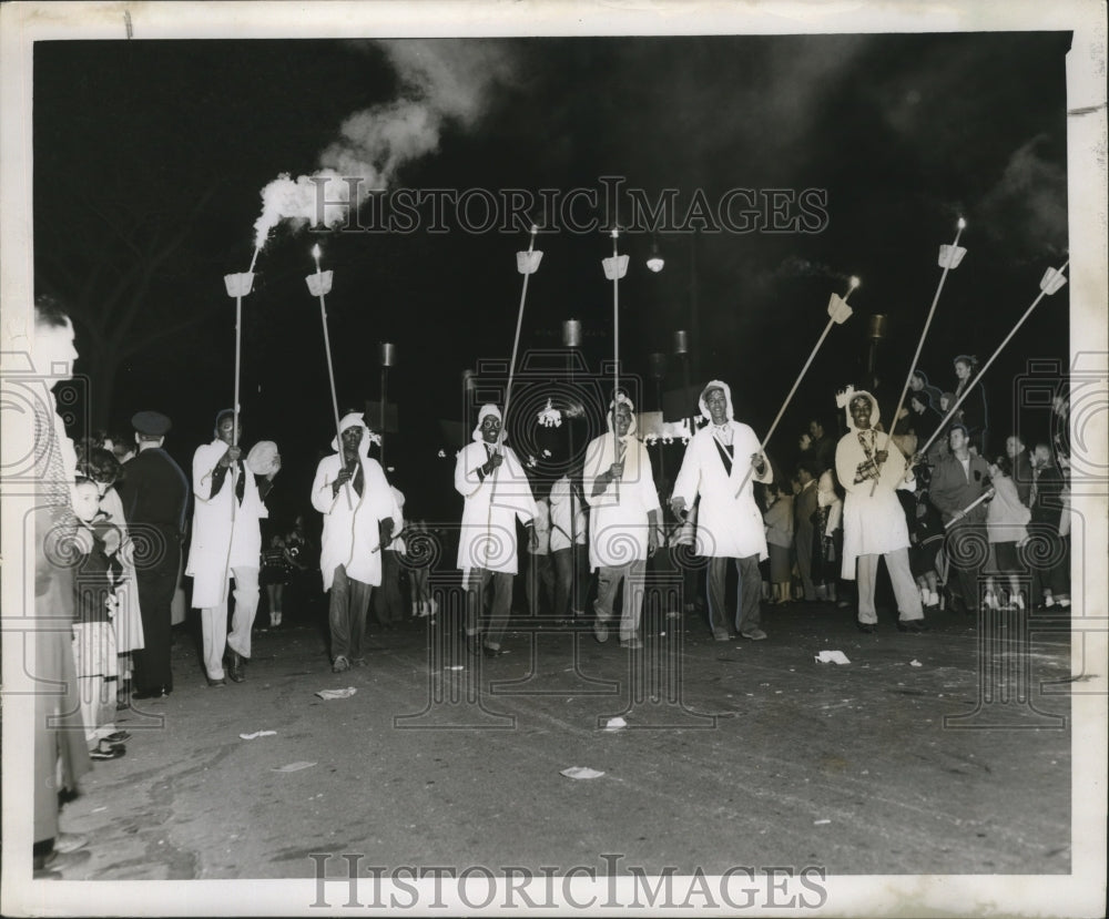 1956 Carnival Parade - Historic Images