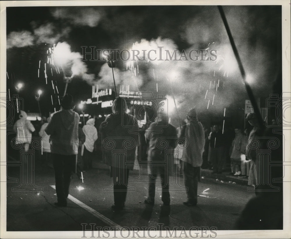 1961 Carnival Parade - Historic Images