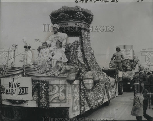 1978 Press Photo Carnival Parade- King Arabi XXII leads his merry group. - Historic Images