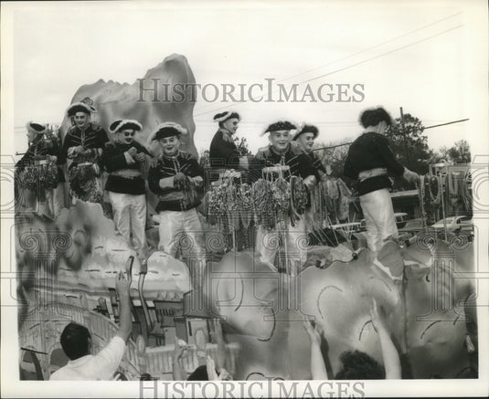 1973 Press Photo Carnival Parade- Float in Arabi Parade - noca03884 - Historic Images