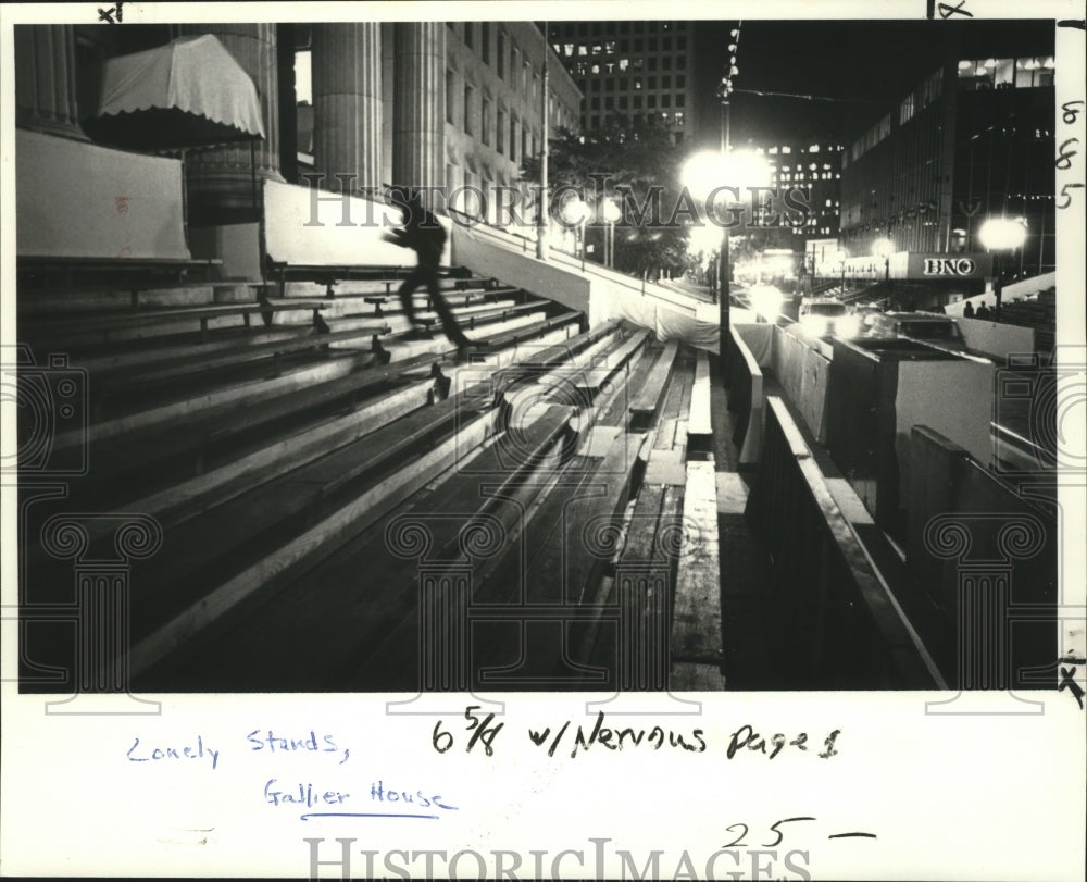 1979 Press Photo Carnival Stand- Reviewing stand in front of Gallier Hall- - Historic Images