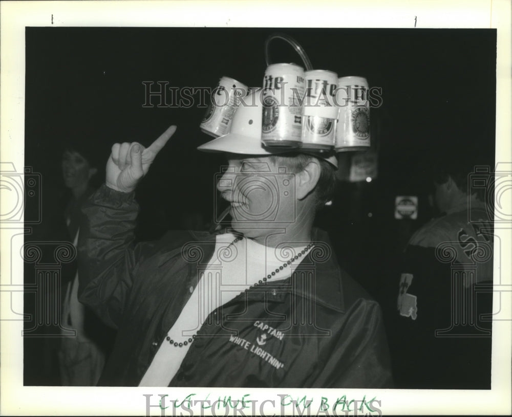 1994 Carnival Parade - Historic Images