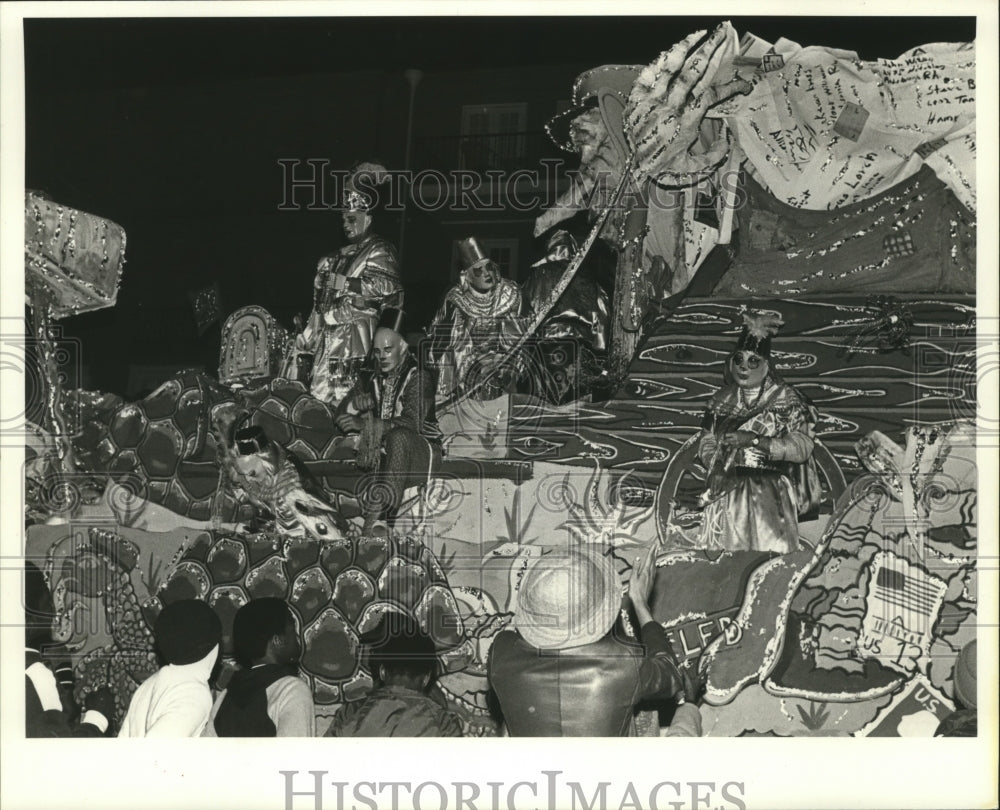 1980 Carnival Parade - Historic Images