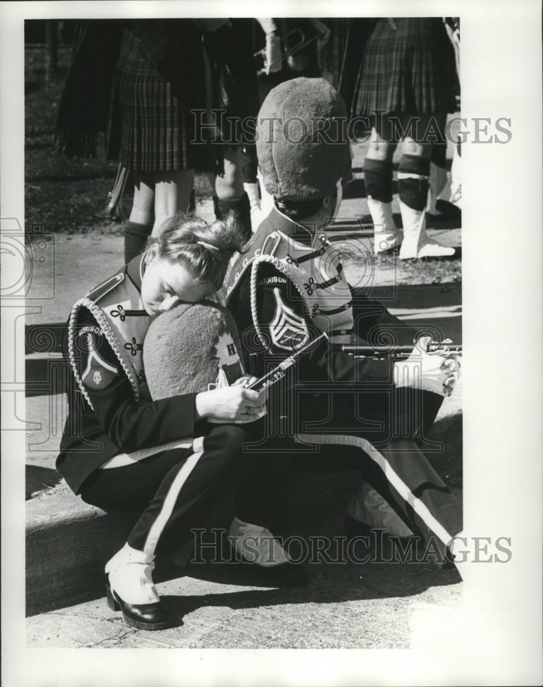 1974 Carnival Parade - Historic Images