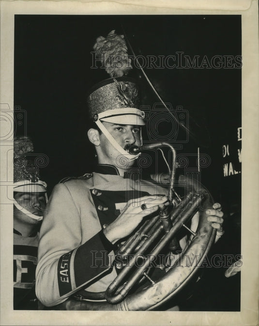 1965 Carnival Parade - Historic Images