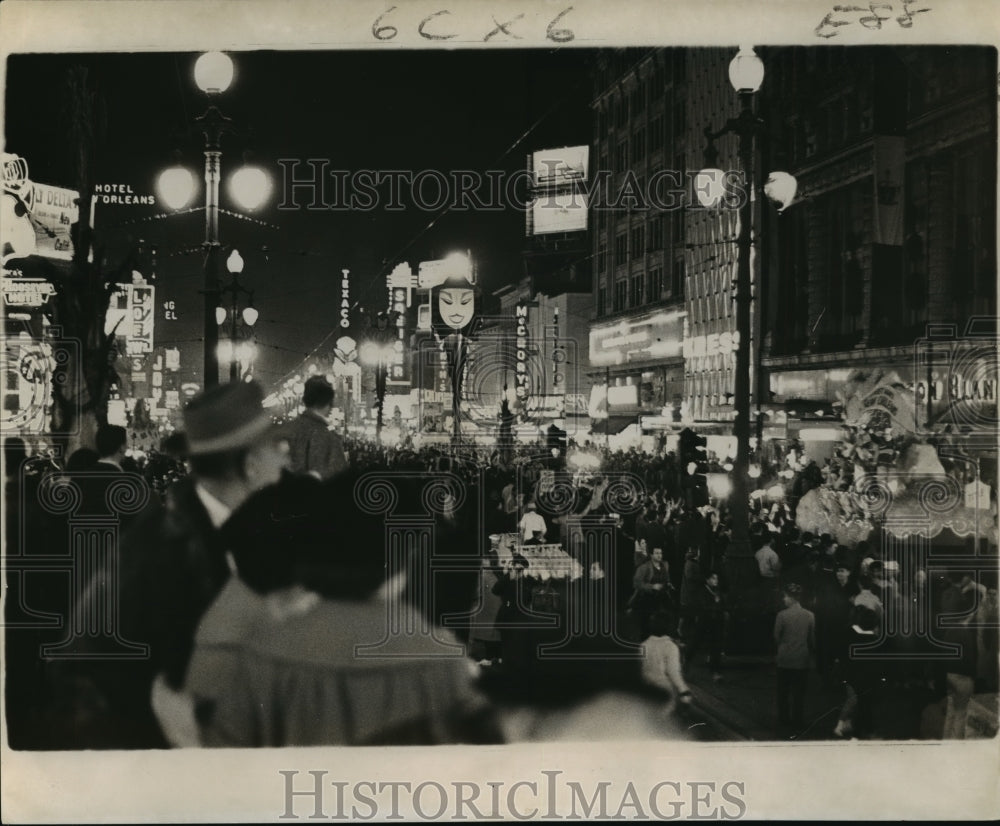 1963 Carnival Parade - Historic Images