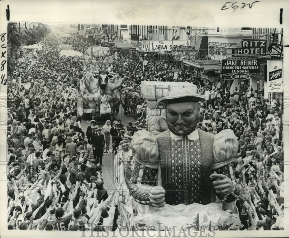 1973 King Henry VIII Float from Rex Parade, Mardi Gras, New Orleans - Historic Images