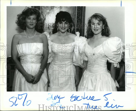 1990 Mirthas Maids to the Queen`  - Historic Images