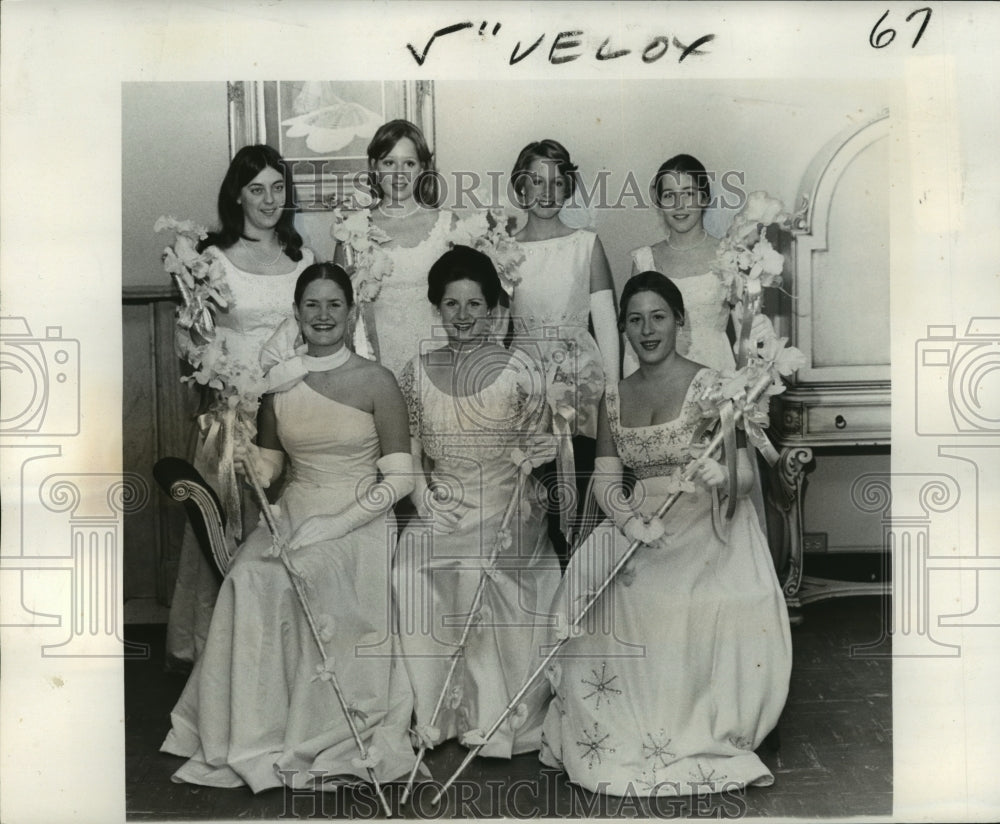 1975 Press Photo Atlanteans Court Maids at the Mardi Gras Ball - noca04478 - Historic Images