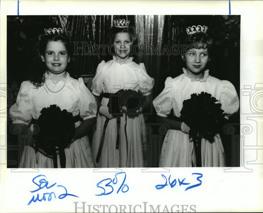 1990 Carnival Ball - Historic Images