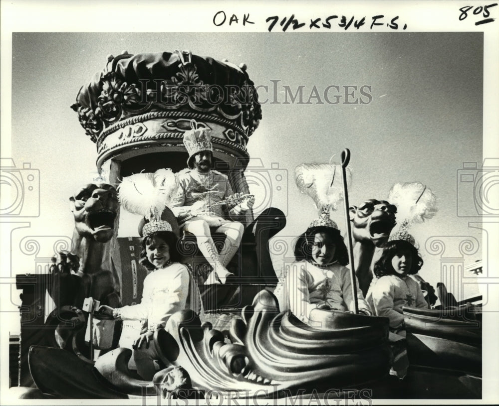 1980 King Okeanos with his Pages on Parade Float at Mardi Gras - Historic Images