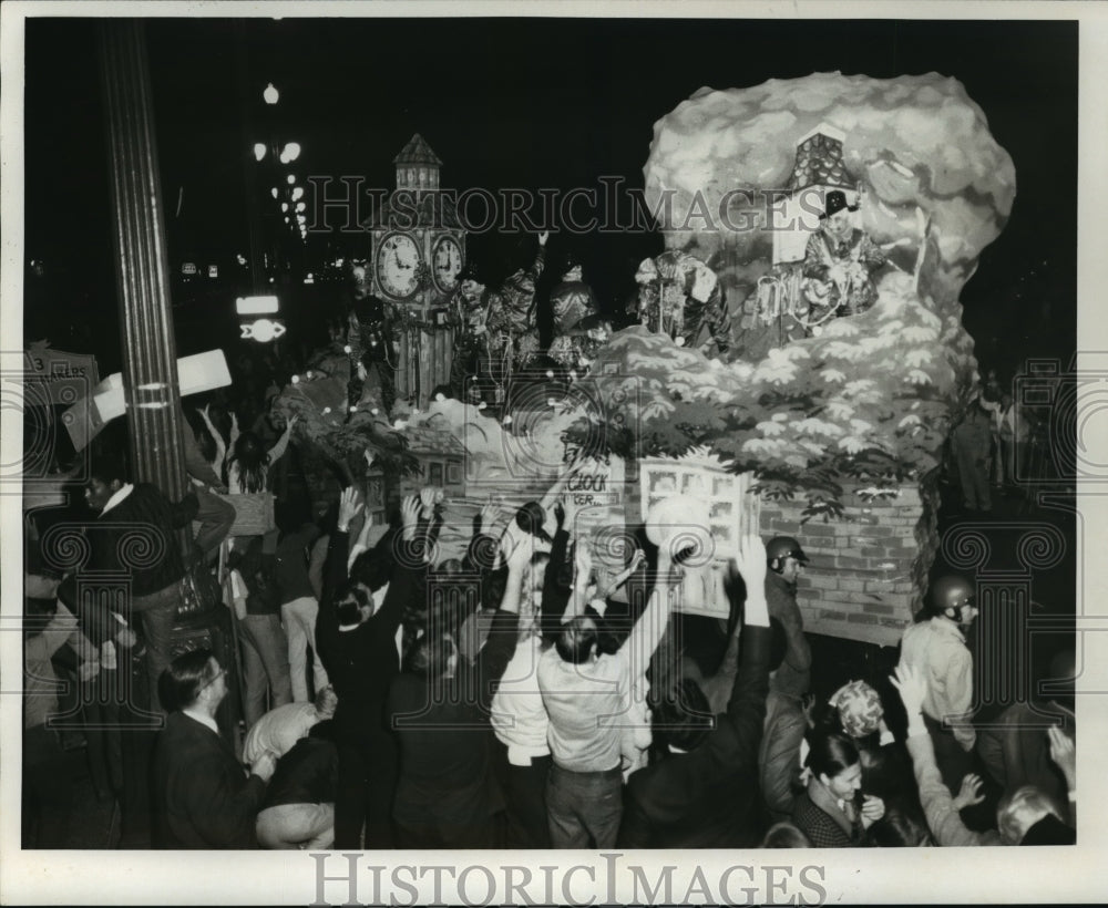 1971 Krewe of Pegasus Float Passes Spectators in Carnival Parade - Historic Images