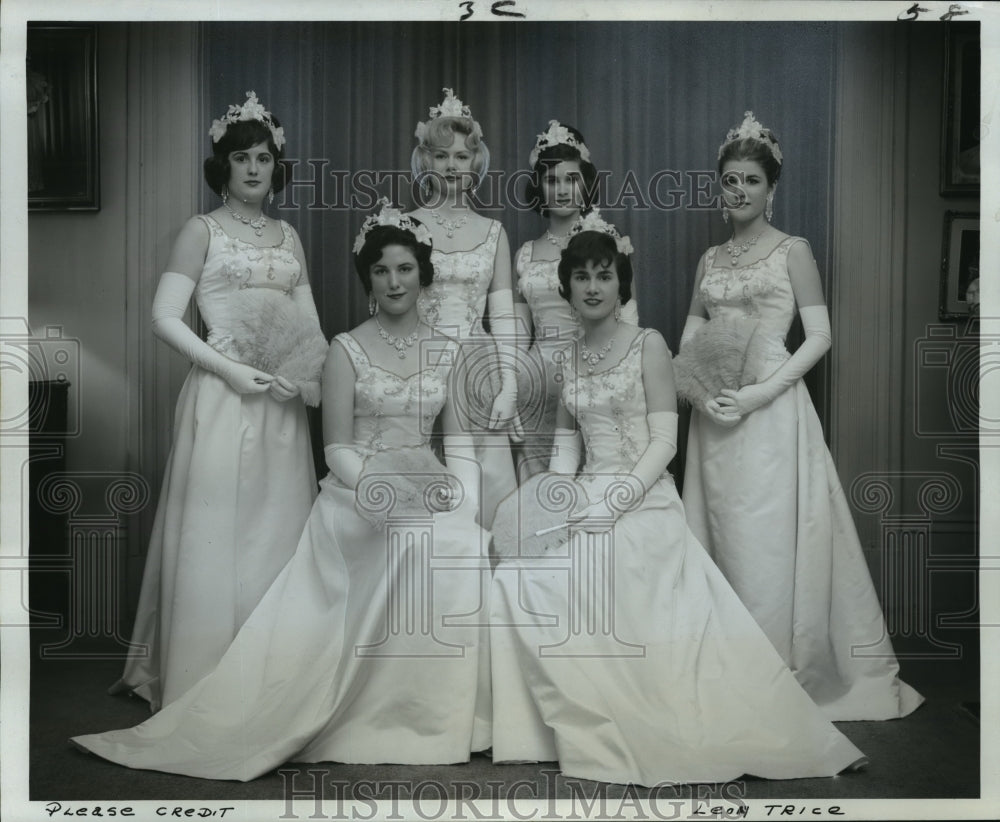 1964 Ladies in Waiting to the Queen of the Hermes Ball Mary Henricks - Historic Images