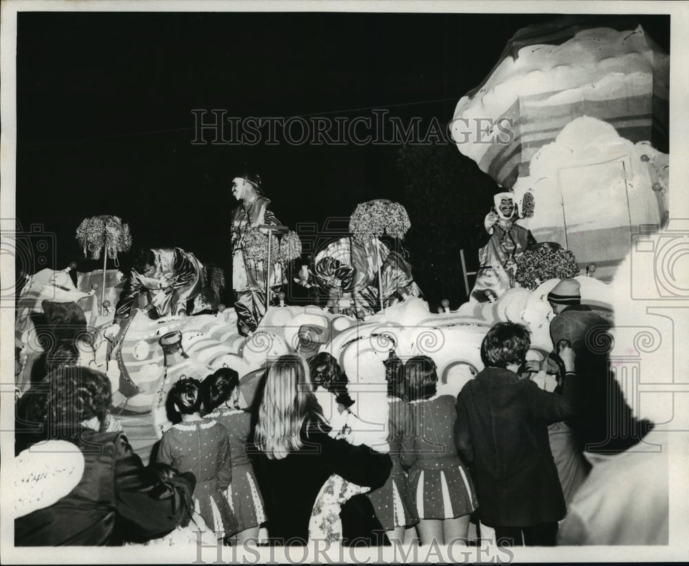 1971 Carnival Parade Float in the Krewe of Atlas Parade.  - Historic Images