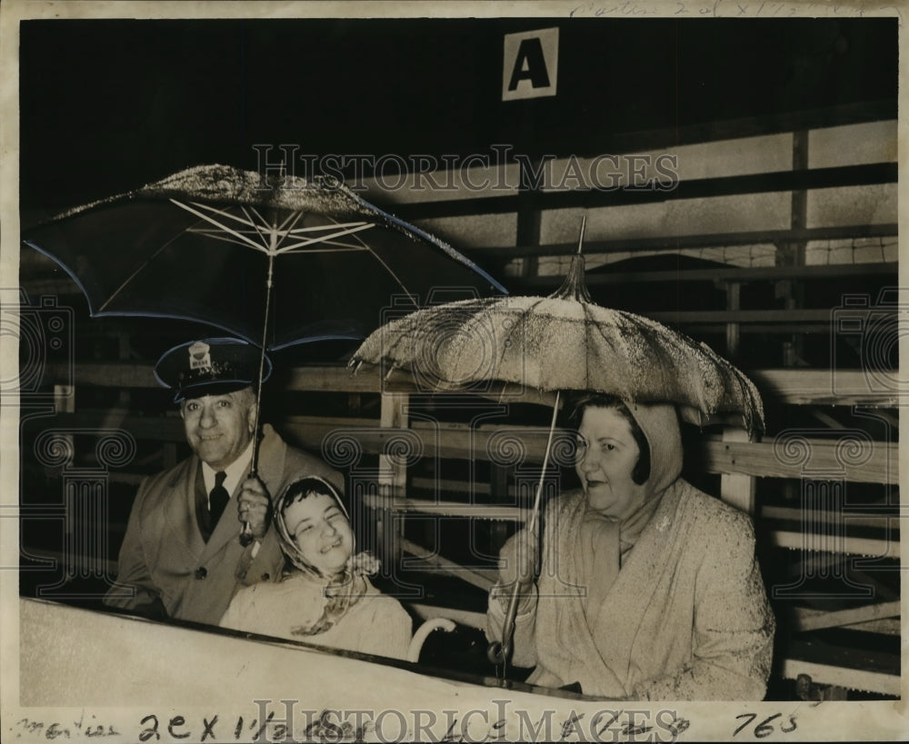 1962 Carnival Parade - Historic Images