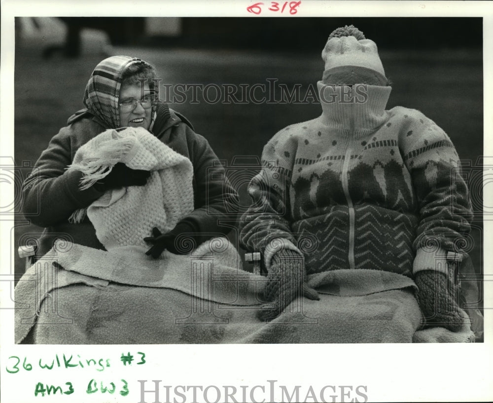 1988 Carnival Parade - Historic Images