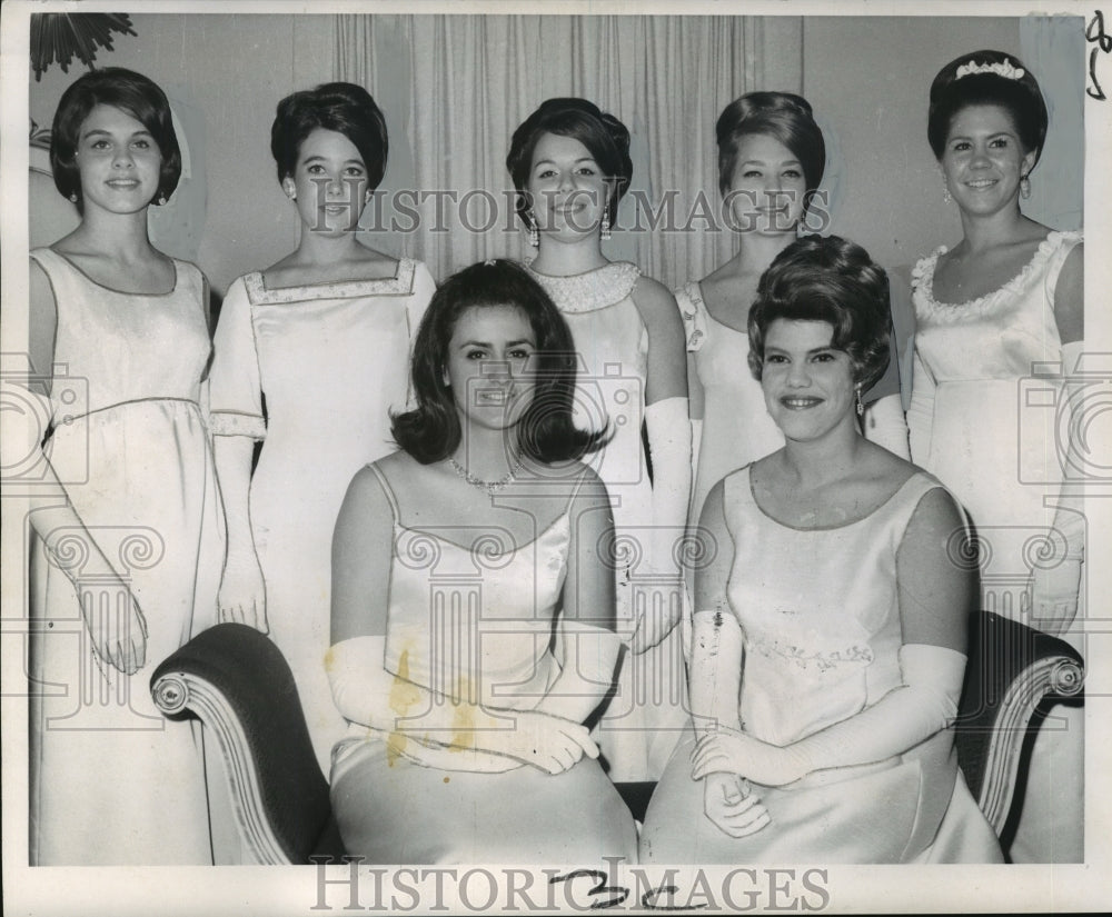 1968 Nereus Carnival Ball Maids to Queen Elizabeth Dyer Eustis - Historic Images