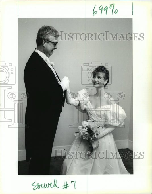 1991 Raymond Salassi Jr & Elizabeth Kitchen at Carnival Dorian Ball - Historic Images