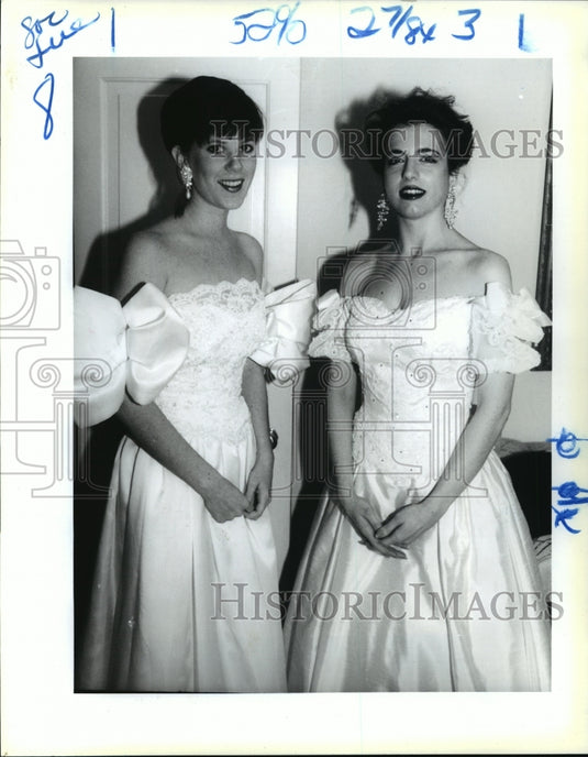 1990 Maids Liz Hamilton & Anne Rapier of the Mirthas Carnival Ball - Historic Images