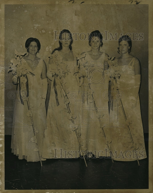 1971 Carnival Ball - Historic Images