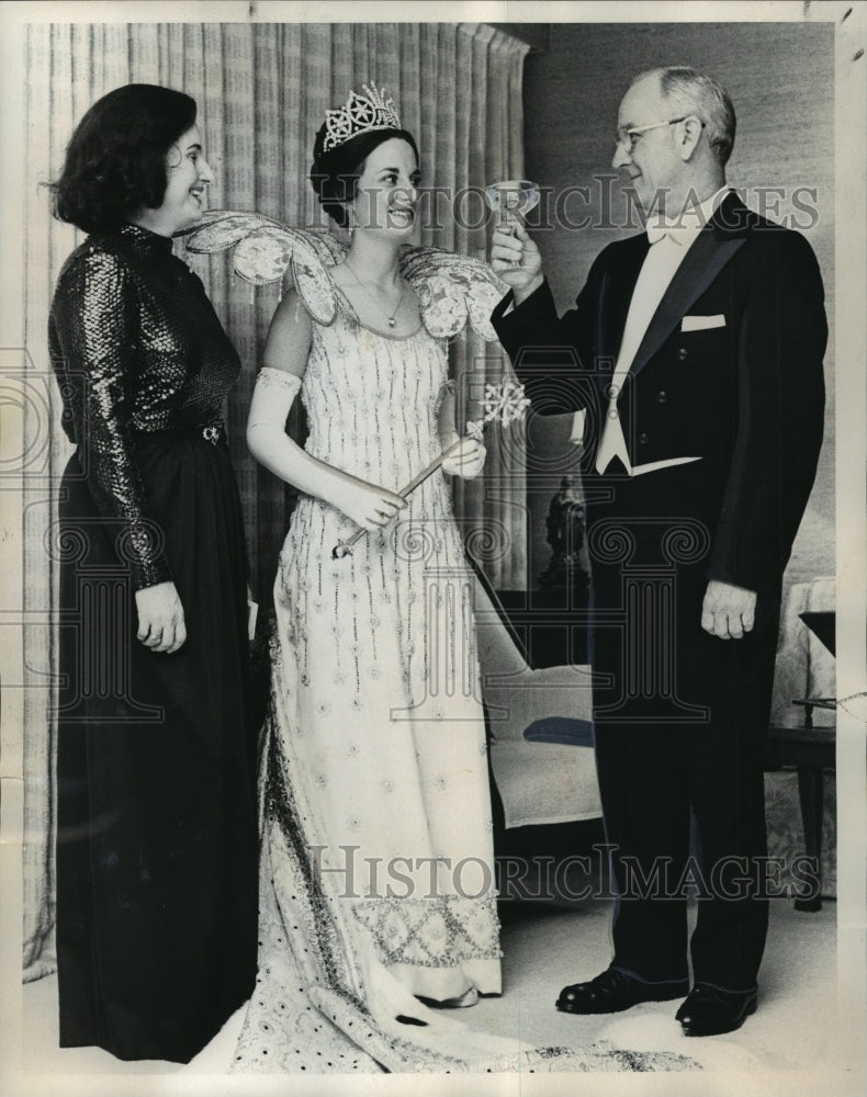 1974 Carnival Ball Donald B. Bohn toasts his daughter Kathleen - Historic Images