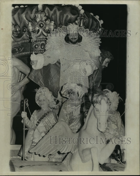 1978 Carnival Parade - Historic Images