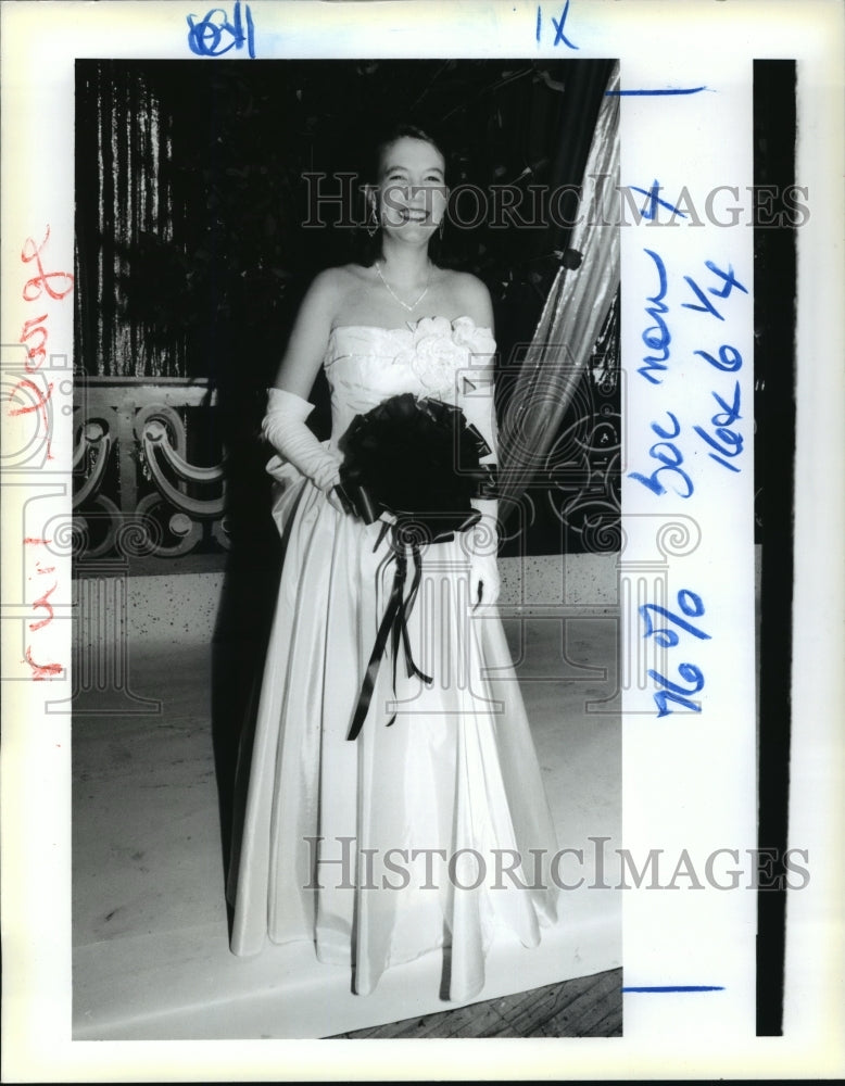 1990 Carnival Ball - Historic Images