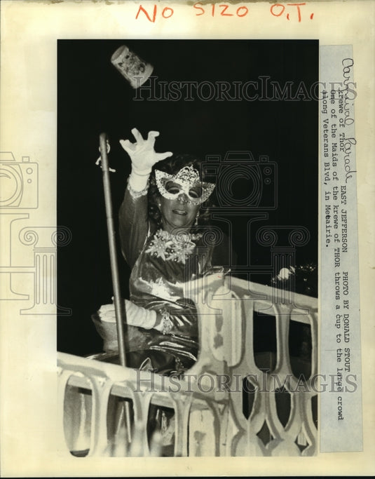 1988 Carnival Parade - Historic Images