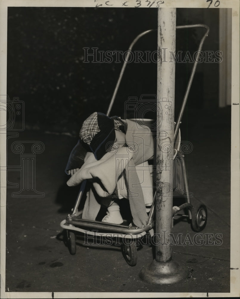 1955 Carnival Parade - Historic Images