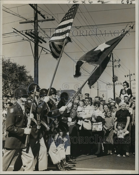 1961 Carnival Parade - Historic Images